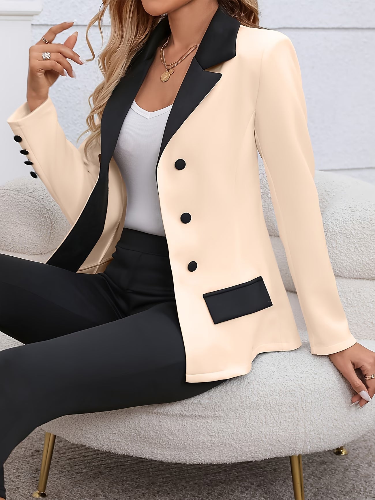 Women’s Casual-Style Suit