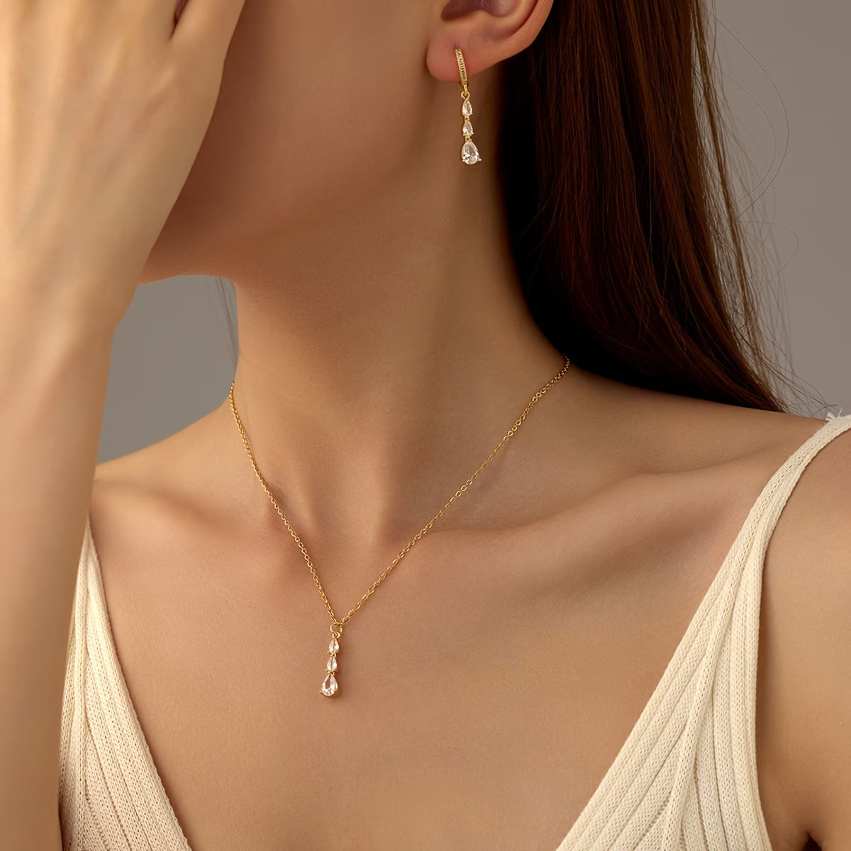 3-Piece Teardrop Synthetic Zirconia Jewelry Set