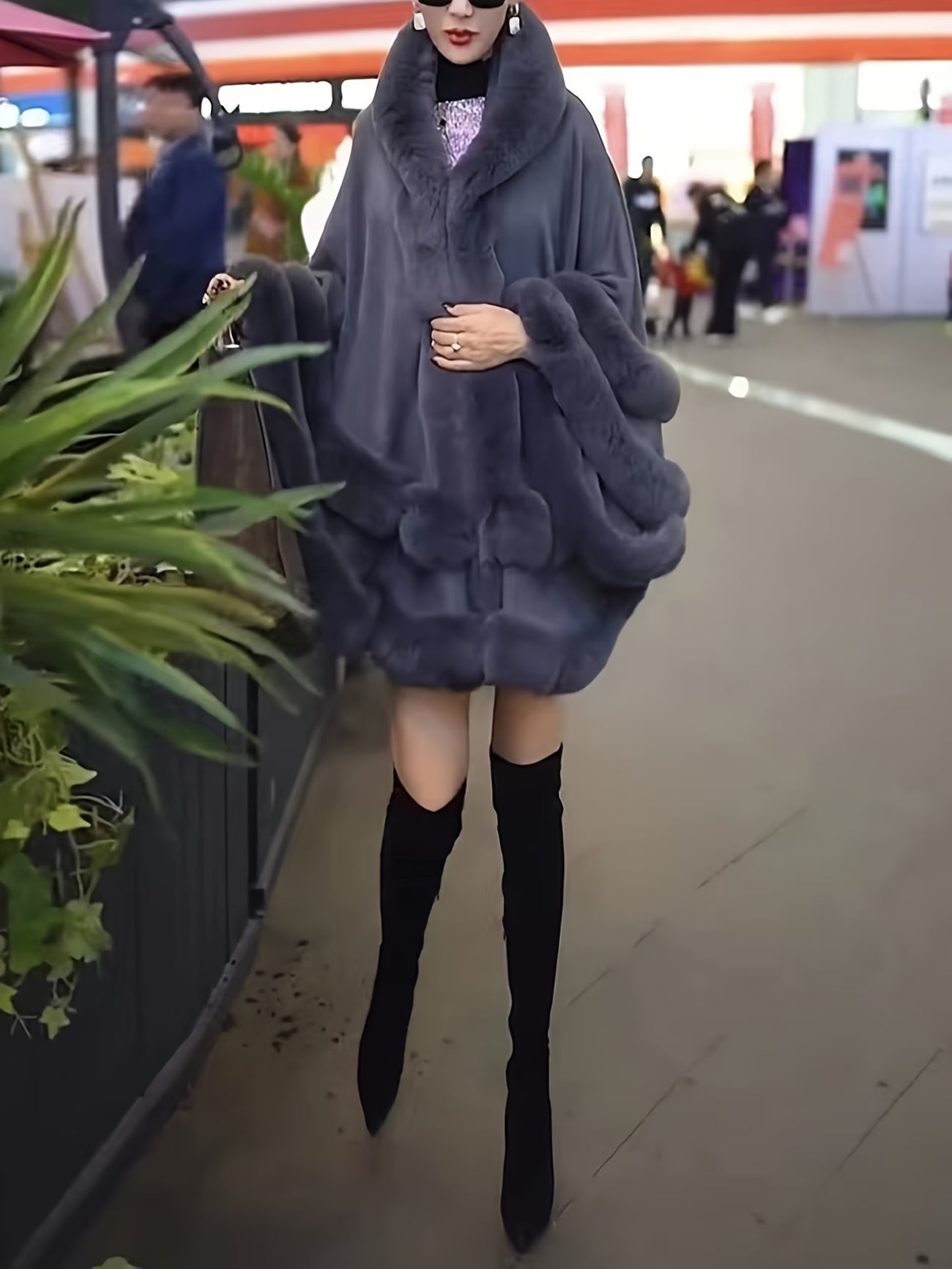 Women’s Winter Cape-Style Faux Fur-Lined Hooded Cardigan – Burgundy Plush Oversized Coat