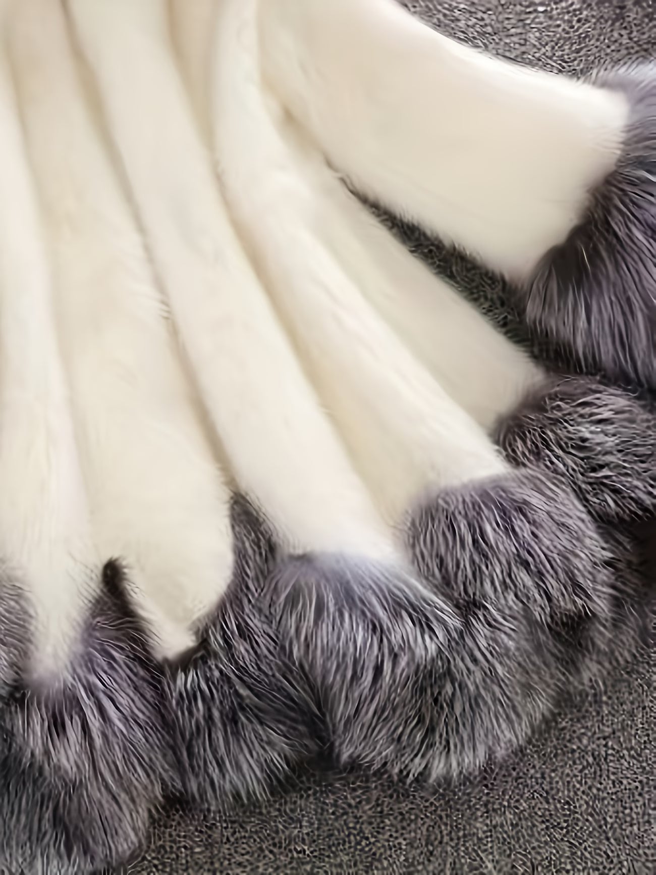 Plus-Size Women’s Fluffy Cardigan – Cozy & Stylish Oversized Sweater